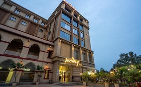 Sunday Hotel By Checkin Vadodara
